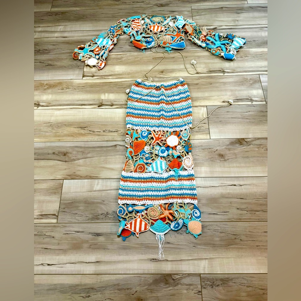 NWT Andi Bagus Ningaloo skirt and crop top